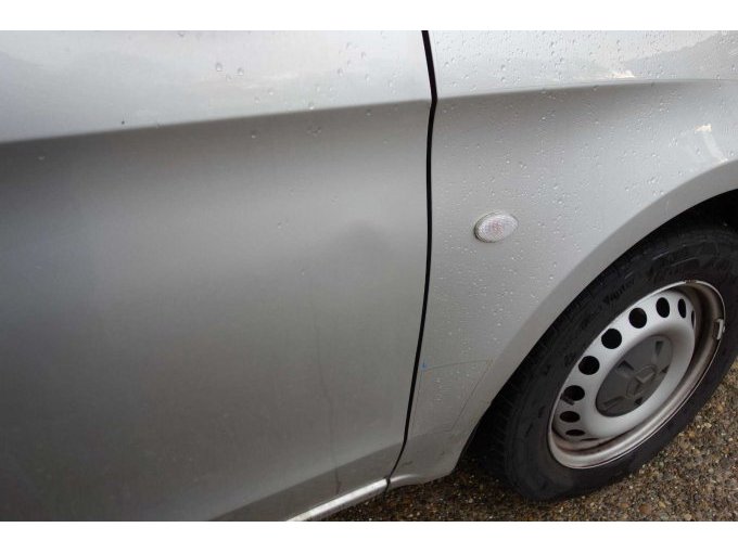 Delle Beifahrertüre