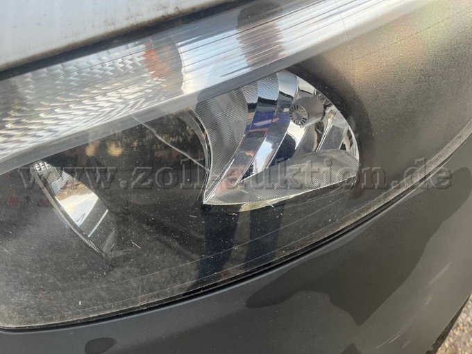 1 Mercedes Benz Vito Tourer 114 CDI, Fahrzeug nicht fahrbereit – foto 13 – kavel bij Zoll-Auktion, Karlsruhe