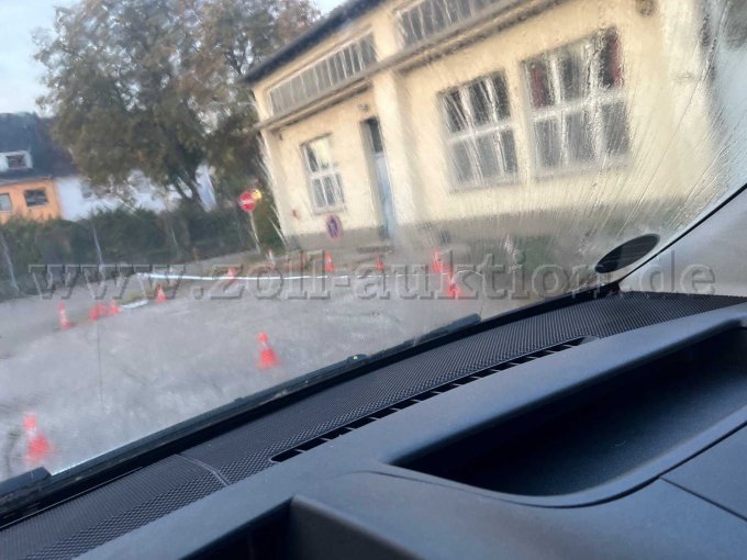 1 Mercedes Benz Vito Tourer 114 CDI, Fahrzeug nicht fahrbereit – foto 15 – kavel bij Zoll-Auktion, Karlsruhe