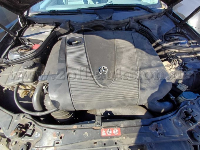 Mercedes C200 - Motorraum