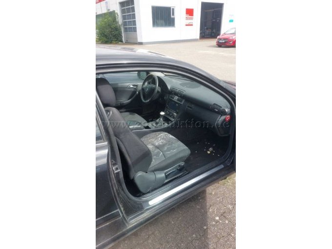 Innenraum Beifahrerseite