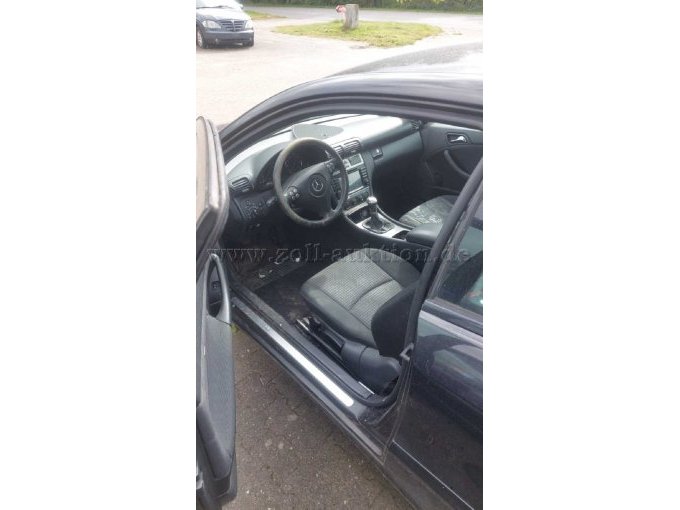 Innenraum Fahrerseite