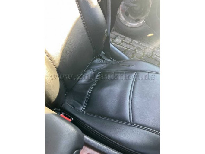 Aufgerissenes Leder - Fahrersitz