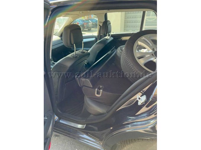 1 Mercedes C-Klasse T-model – foto 9 – kavel bij Zoll-Auktion, Bayreuth
