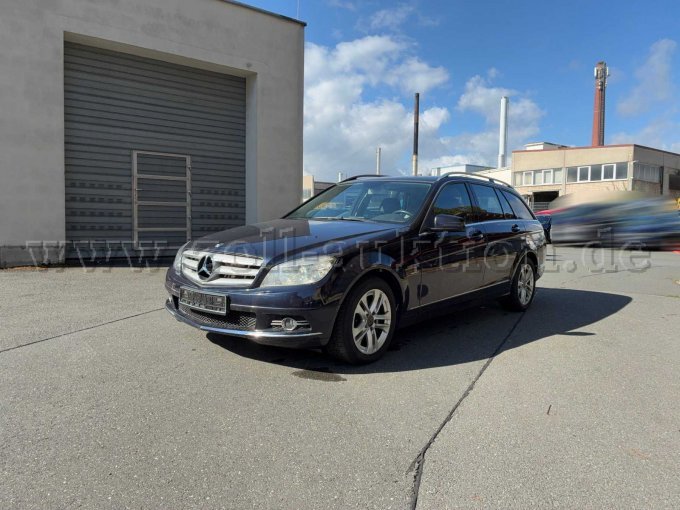 1 Mercedes C Klasse T Modell – kavel bij Zoll-Auktion, Bayreuth