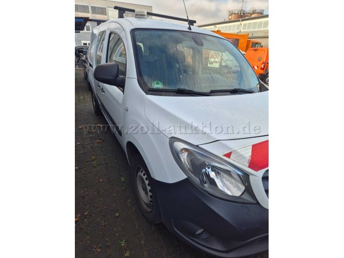 Rechteseite von Fahrzeug