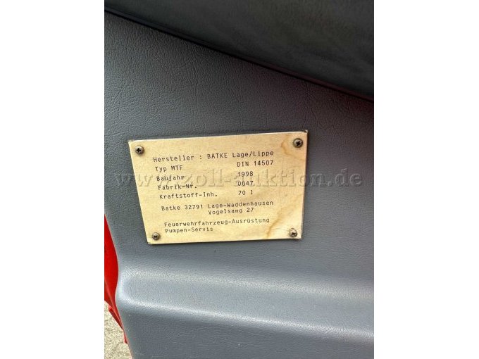 1 Mercedes Daimler-Benz Sprinter 208D 902 MTF Feuerwehr – foto 10 – kavel bij Zoll-Auktion, Löhne