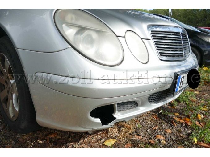 1 Mercedes E200 Kompressor Classic – foto 9 – kavel bij Zoll-Auktion, Wandlitz