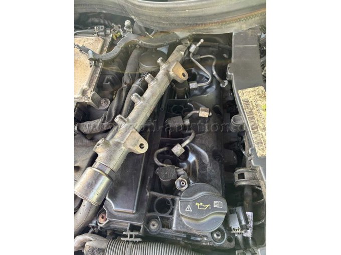 Motor teildemontiert