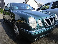Mercedes Front rechts