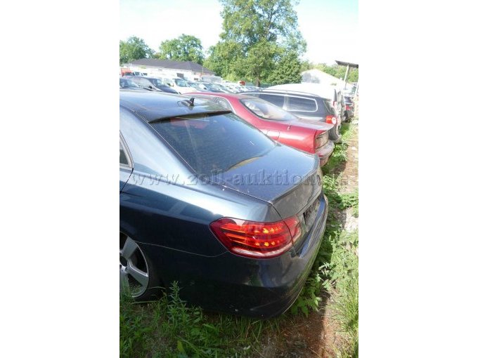 1 Mercedes E 500 4matic/ Bastlerfahrzeug – foto 3 – kavel bij Zoll-Auktion, Wandlitz
