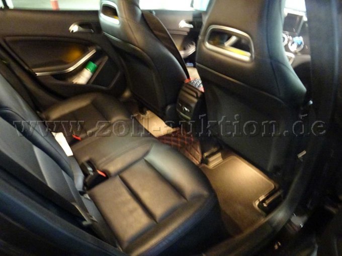 Fahrzeug-Innenraum-hinten-rechts