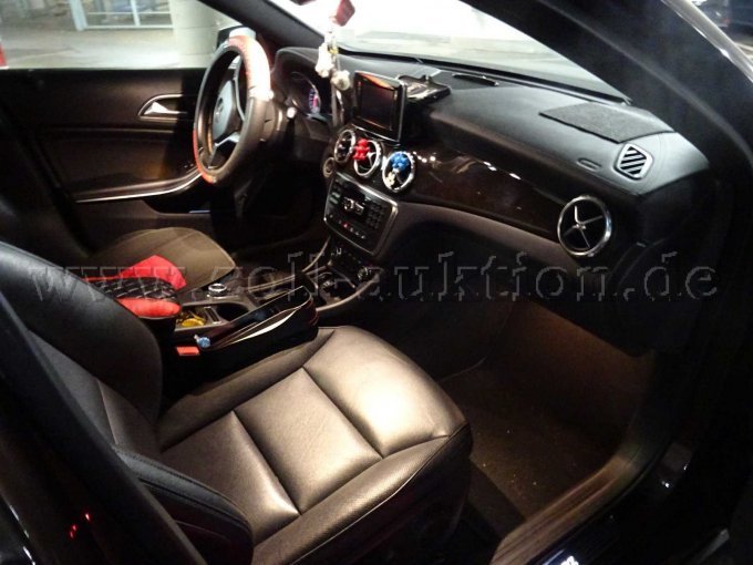 Fahrzeug-Innenraum-Beifahrerseite