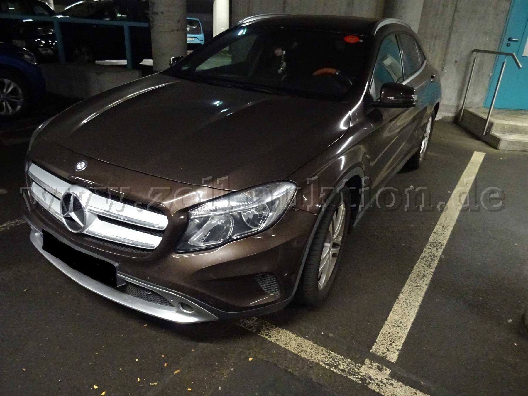 Fahrzeug-von-vorne-rechts