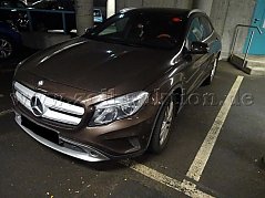 Fahrzeug-von-vorne-rechts