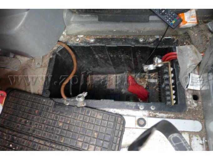 Starterbatterie fehlt