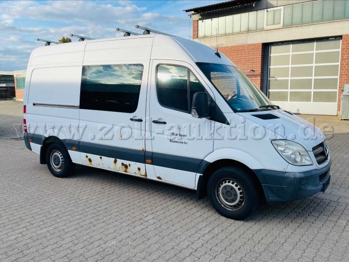 Sprinter vorne rechts