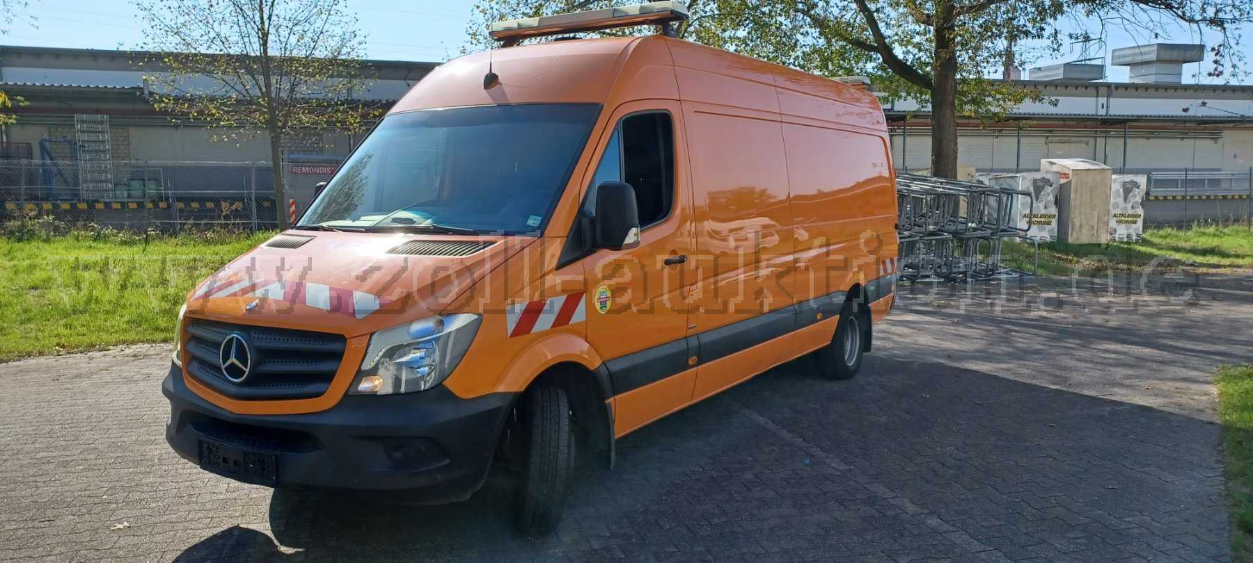1 Mercedes Sprinter 513 CDI skříňová dodávka