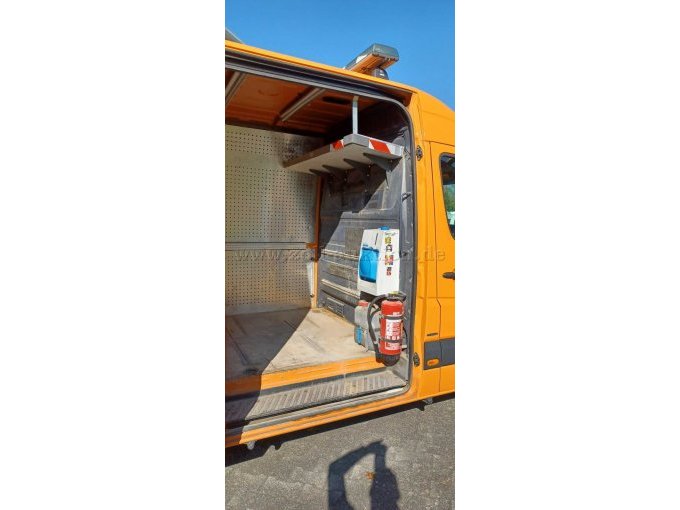 1 Mercedes Sprinter 513 CDI Kasten – foto 13 – kavel bij Zoll-Auktion, Bonn