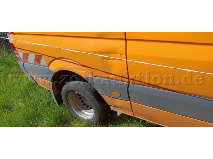 Schaden Seite rechts