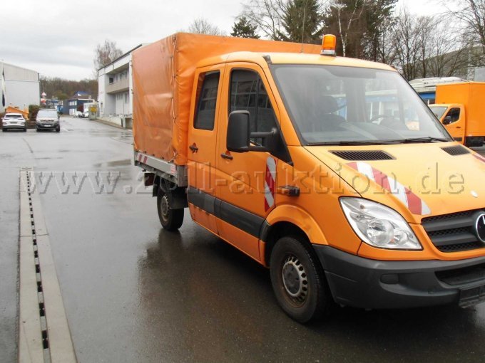 Ansicht von vorne halblinks