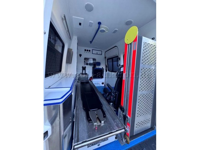 Patientenraum hinten