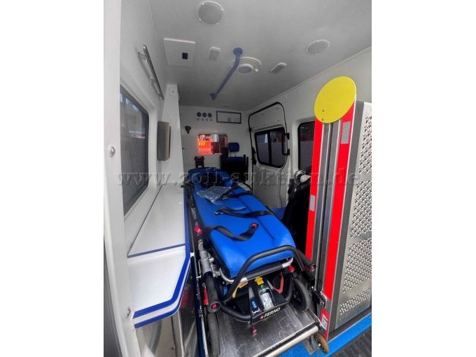 Krankenfahrtrage