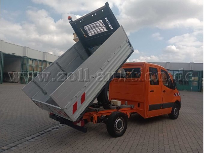 1 Mercedes Sprinter 906 pick-up met achterkipper – foto 3 – kavel bij Zoll-Auktion, Bamberg