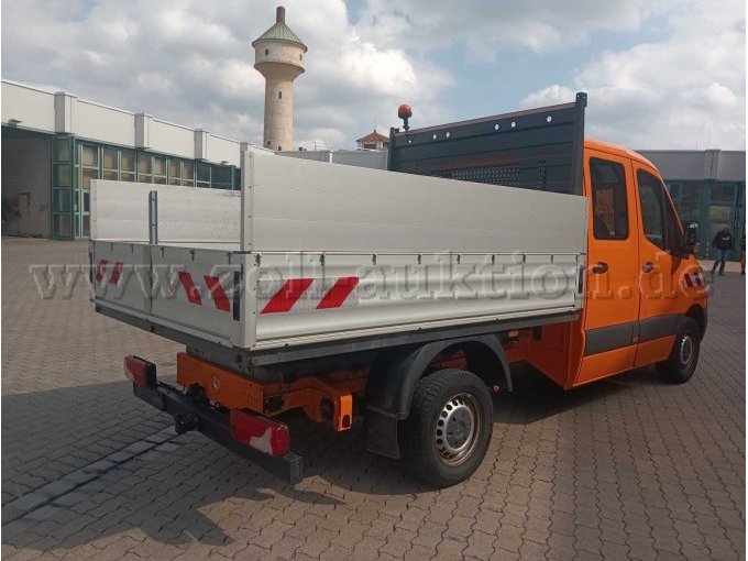 1 Mercedes Sprinter 906 pick-up met achterkipper – foto 4 – kavel bij Zoll-Auktion, Bamberg