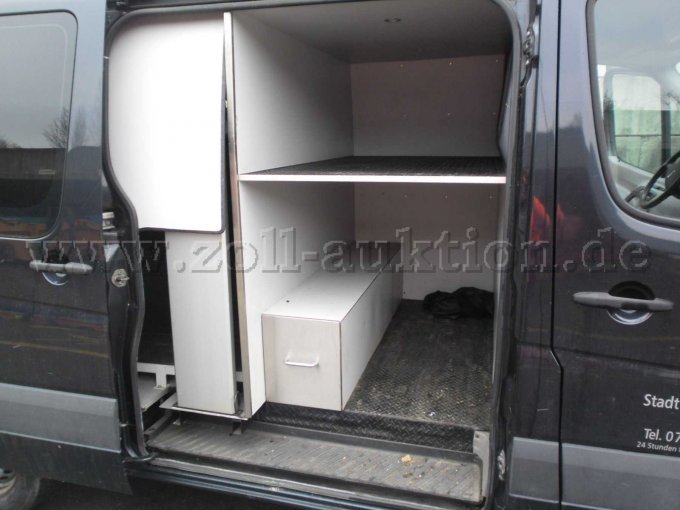 Zwischenstauraum nach Fahrergastraum