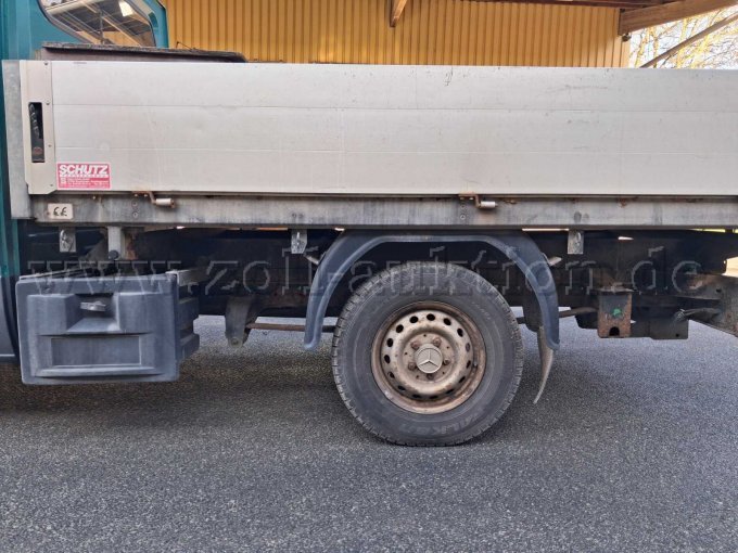 Aufbau links, Träger Rost