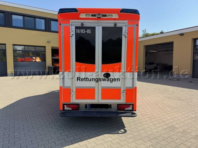 Fahrzeug von hinten