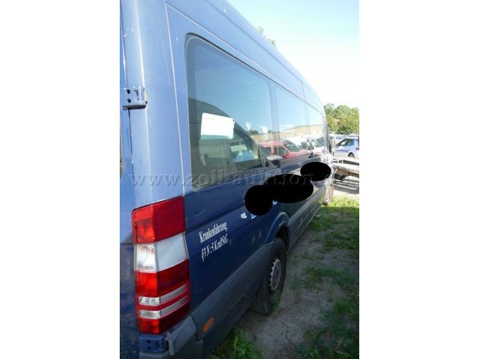 1 zelfgebouwde Mercedes Sprinter-camper, onvoltooid / ongeval- en knutselvoertuig – foto 3 – kavel bij Zoll-Auktion, Wandlitz