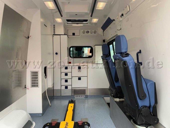 1 Mercedes Sprinter mit WAS KTW Ausbau – foto 8 – kavel bij Zoll-Auktion, Ahlen