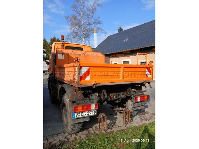 Unimog hinten