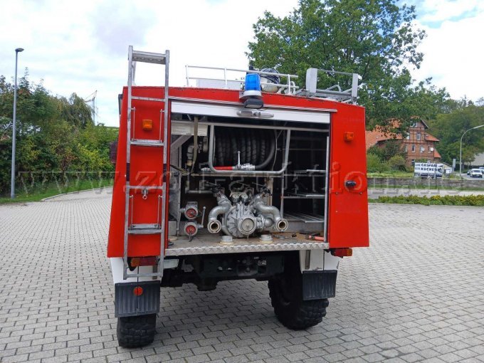1 Mercedes Unimog U 1300 L – foto 8 – kavel bij Zoll-Auktion, Büren