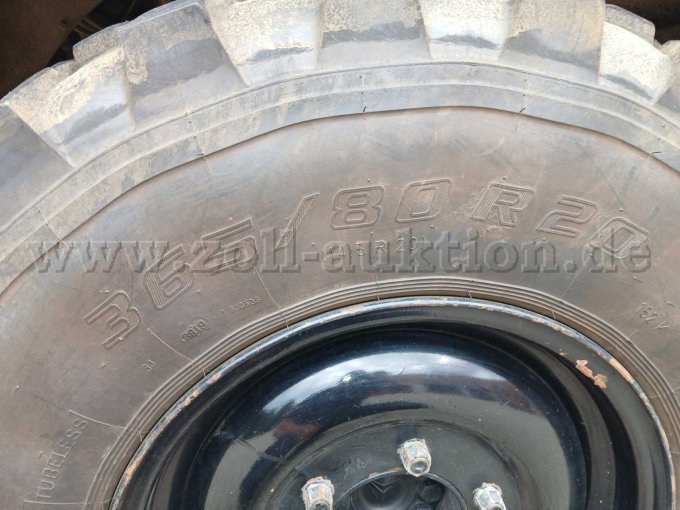 1 Mercedes Unimog U 1300 L – foto 14 – kavel bij Zoll-Auktion, Büren