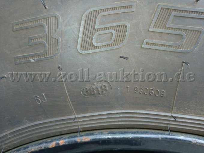1 Mercedes Unimog U 1300 L – foto 17 – kavel bij Zoll-Auktion, Büren