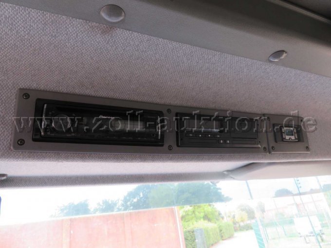 1 Mercedes Vario 816 D (kofferopbouw, hefplatform), defecte versnellingsbak – foto 7 – kavel bij Zoll-Auktion, Vechta
