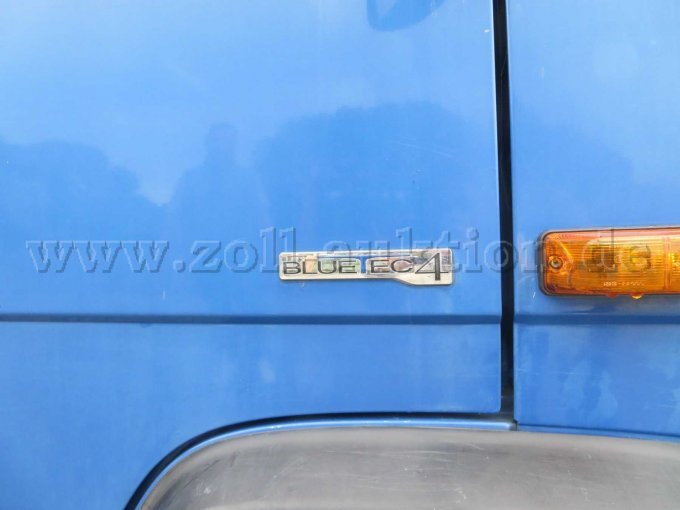 1 Mercedes Vario 816 D (kofferopbouw, hefplatform), defecte versnellingsbak – foto 4 – kavel bij Zoll-Auktion, Vechta