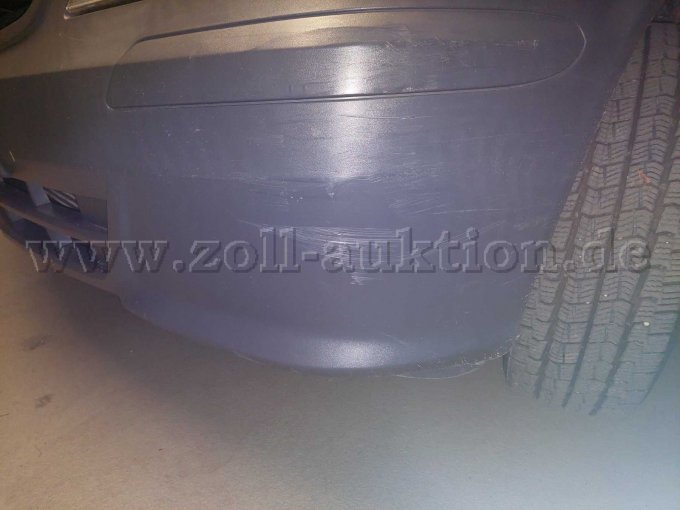 Schaden Fahrerseite Front