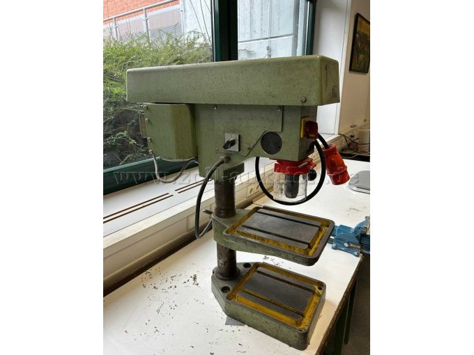 Metabo T 15 Tischbohrmaschine - Ansicht seitlich links