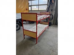 Stockbett aus Metall von Vorne inklusive Matratzen