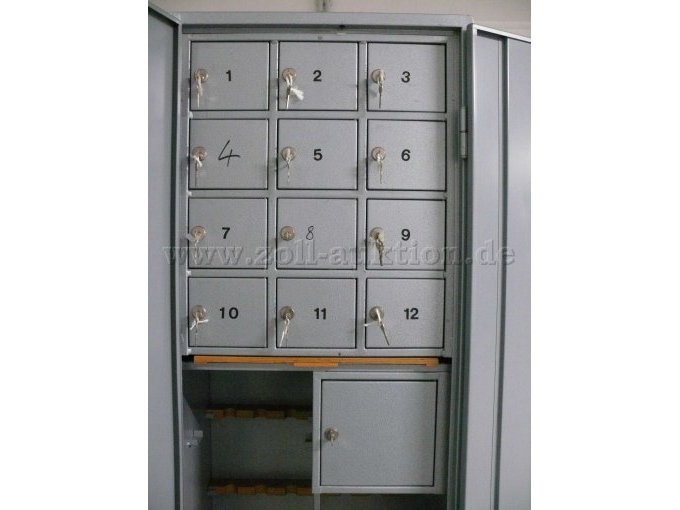 Schließfächer mit Schlüssel