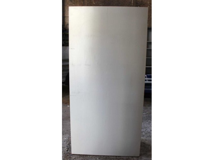 Rückansicht Schrannk