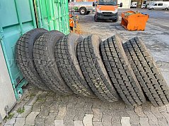 Kompletter Satz alle 6 Reifen