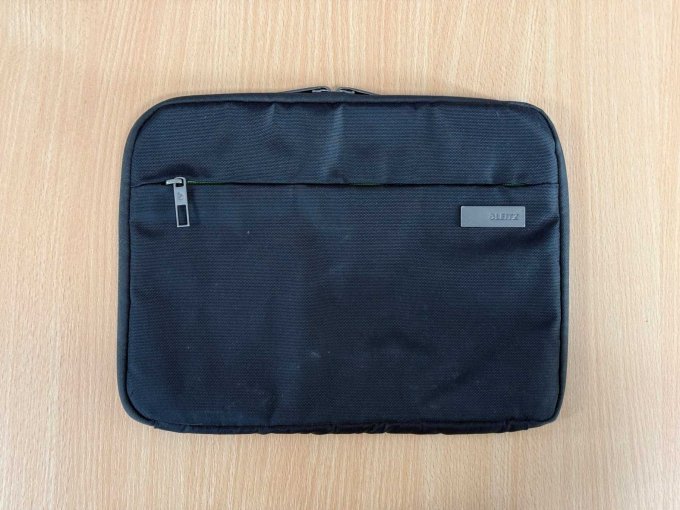 Microsoft Surface Go 2 (1926) 10,5 Zoll (26,7 cm)
Tasche