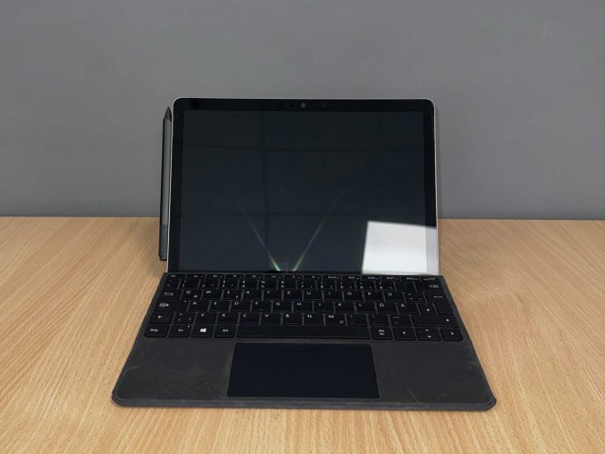 Microsoft Surface Go 2 komplett Frontansicht