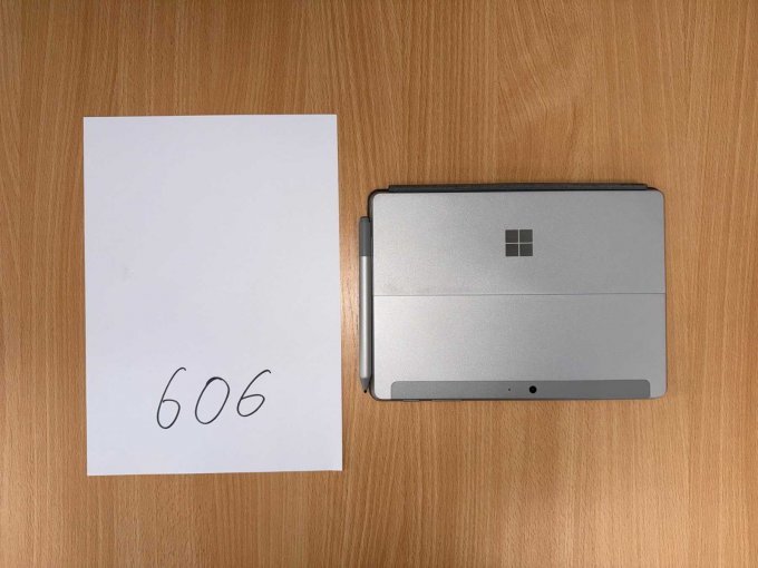 Microsoft Surface Go 2 Rückseite