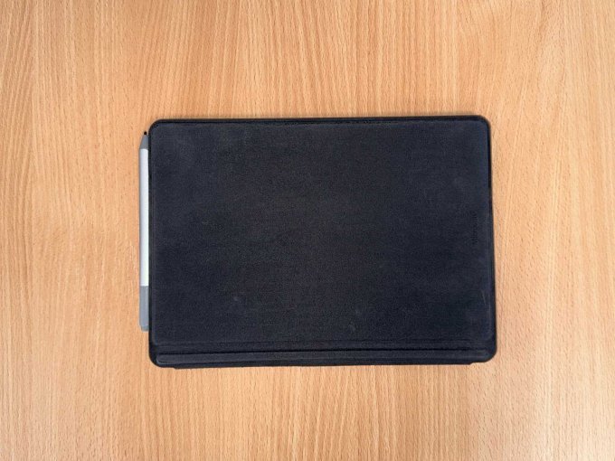 Microsoft Surface Go 2 zugeklappt